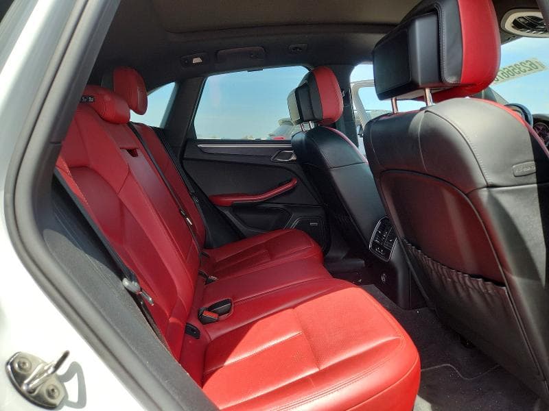 2017 PORSCHE MACAN GTS 11