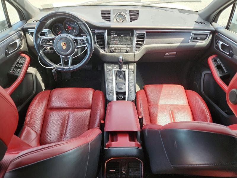 2017 PORSCHE MACAN GTS 8