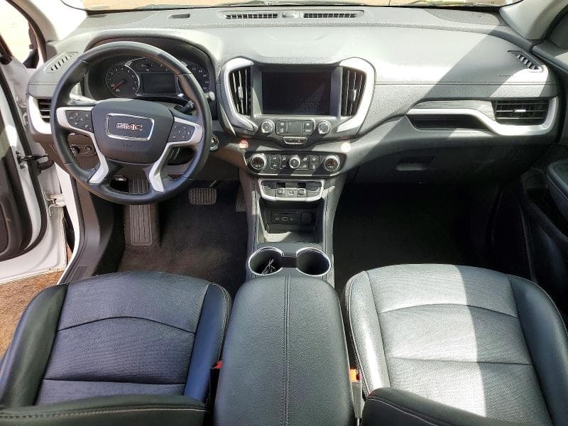2024 GMC TERRAIN SLT 8