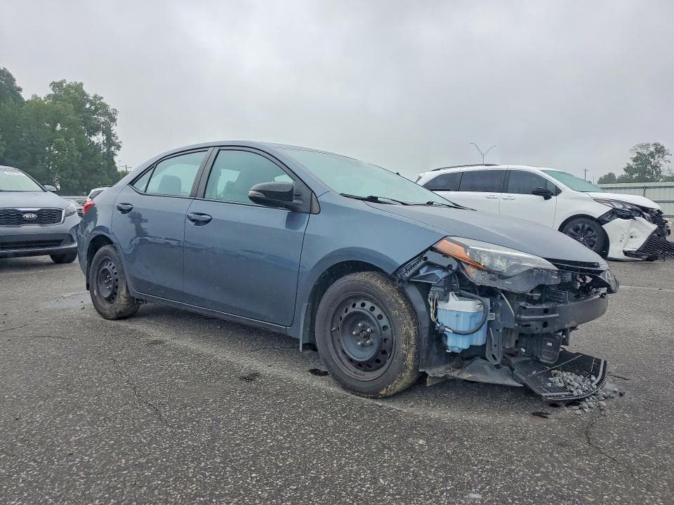 2017 TOYOTA COROLLA LE 4