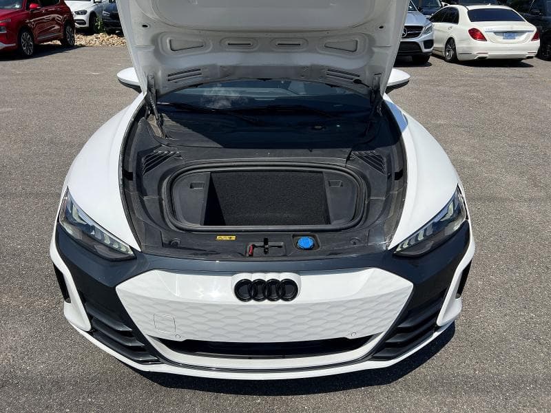 2022 AUDI E-TRON GT PREMIUM PLUS 8