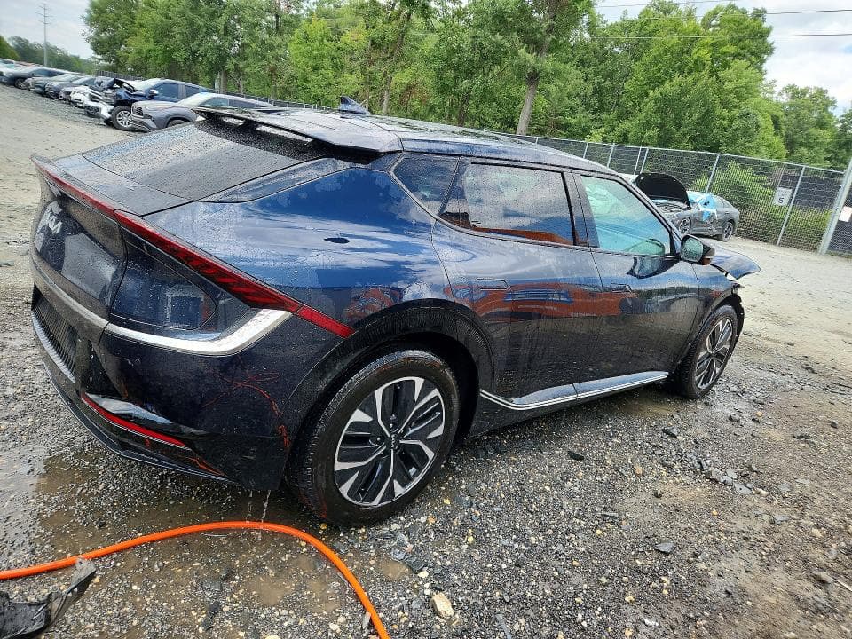 2024 KIA EV6 WIND 3