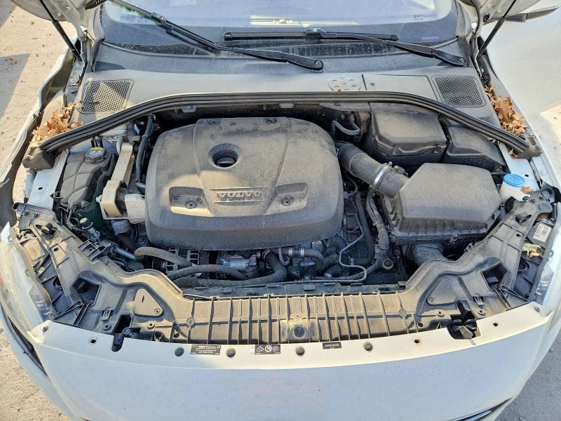 2017 VOLVO S60 PREMIER 11