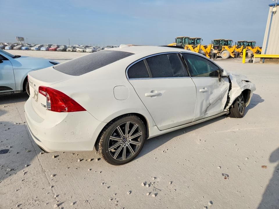 2017 VOLVO S60 PREMIER 3