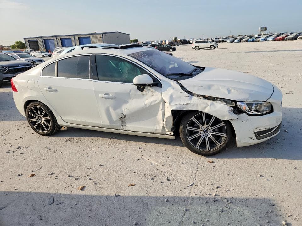 2017 VOLVO S60 PREMIER 4
