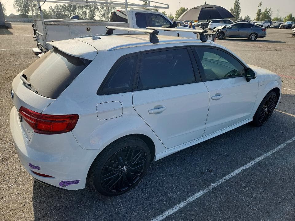 2018 AUDI A3 E-TRON PREMIUM 3