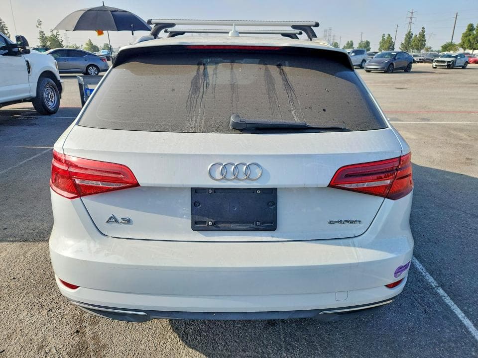 2018 AUDI A3 E-TRON PREMIUM 6