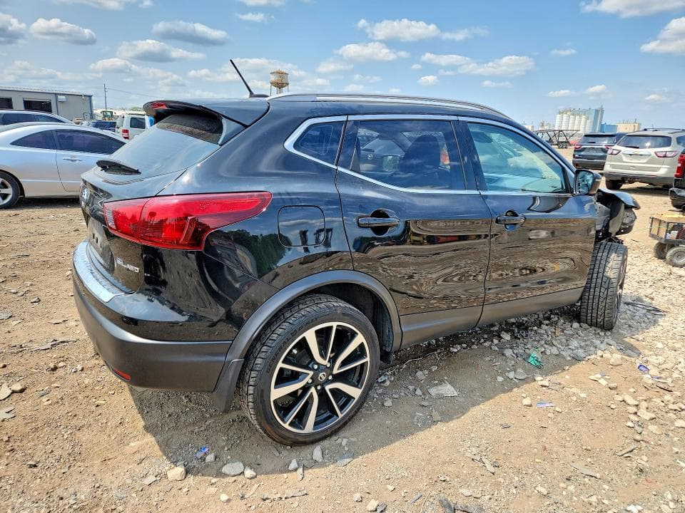 2018 NISSAN ROGUE SPORT SL 3