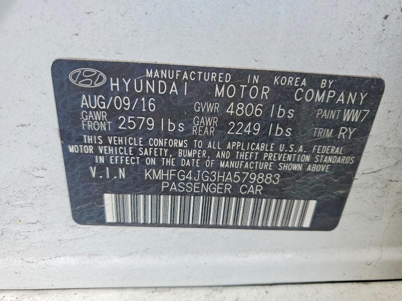 2017 HYUNDAI AZERA BASE 12