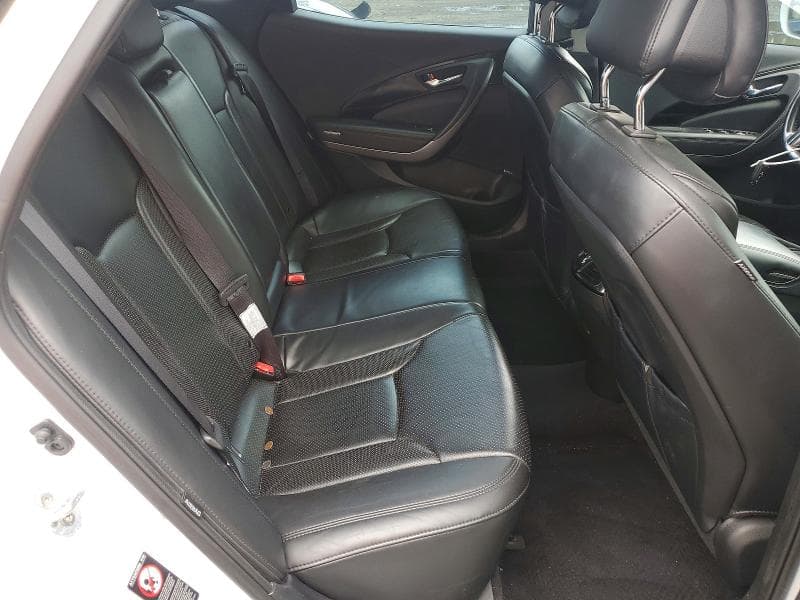 2017 HYUNDAI AZERA BASE 10