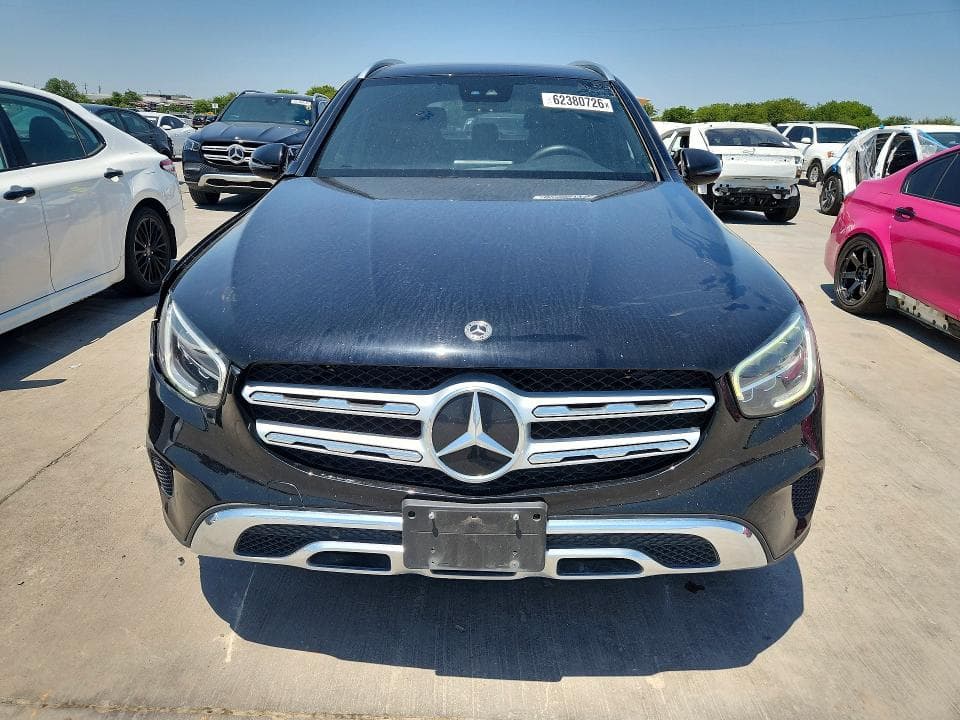 2021 MERCEDES-BENZ GLC 300 5