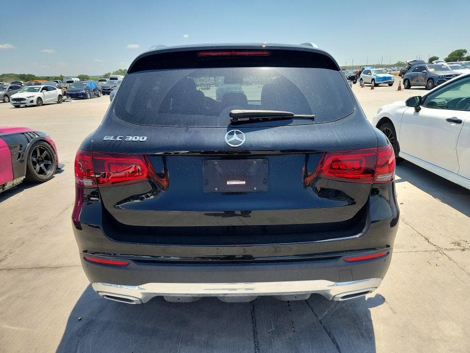 2021 MERCEDES-BENZ GLC 300 6
