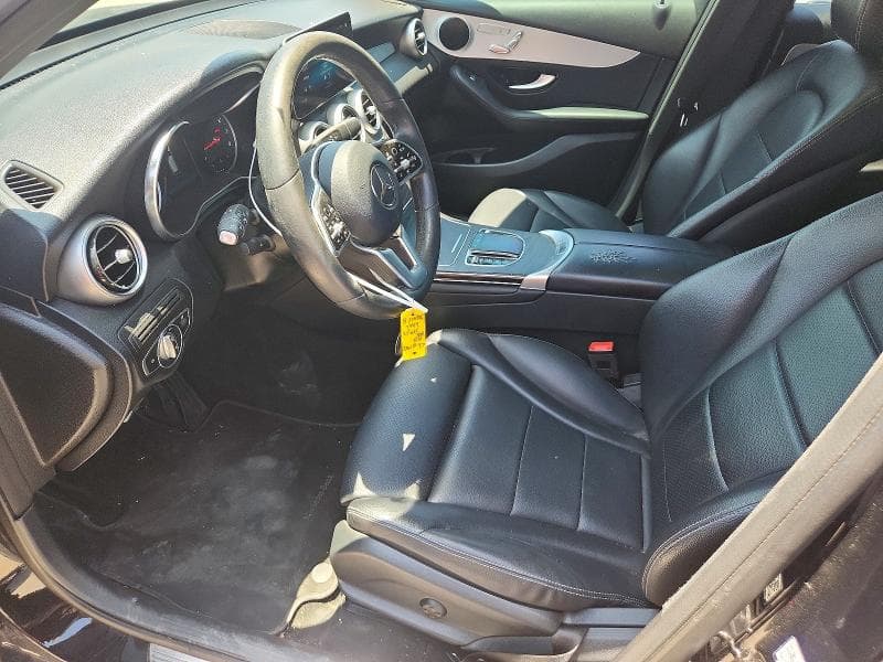 2021 MERCEDES-BENZ GLC 300 7