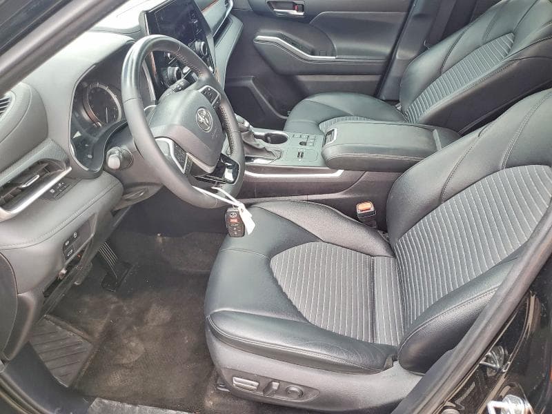 2024 TOYOTA HIGHLANDER XSE 13