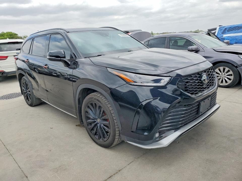 2024 TOYOTA HIGHLANDER XSE 4