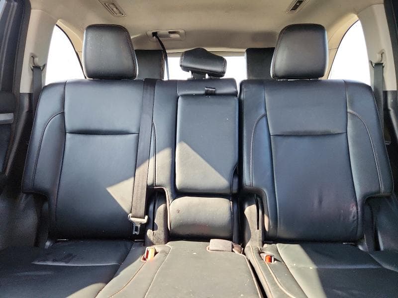 2018 TOYOTA HIGHLANDER XLE 10