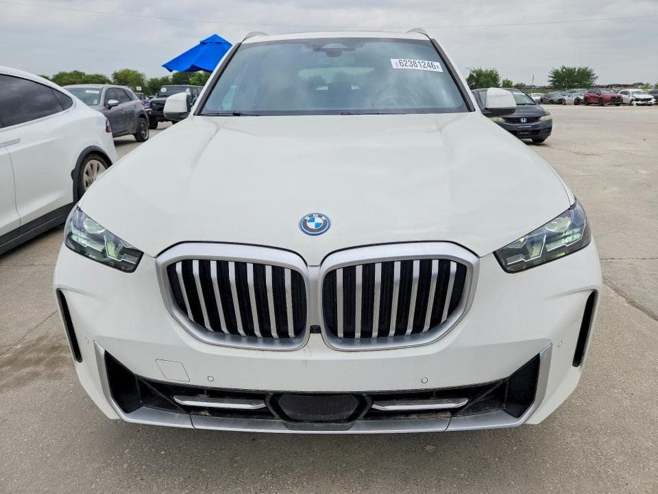 2025 BMW X5 XDRIVE50E 5