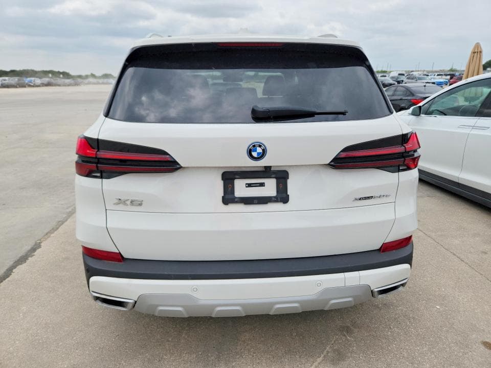 2025 BMW X5 XDRIVE50E 6