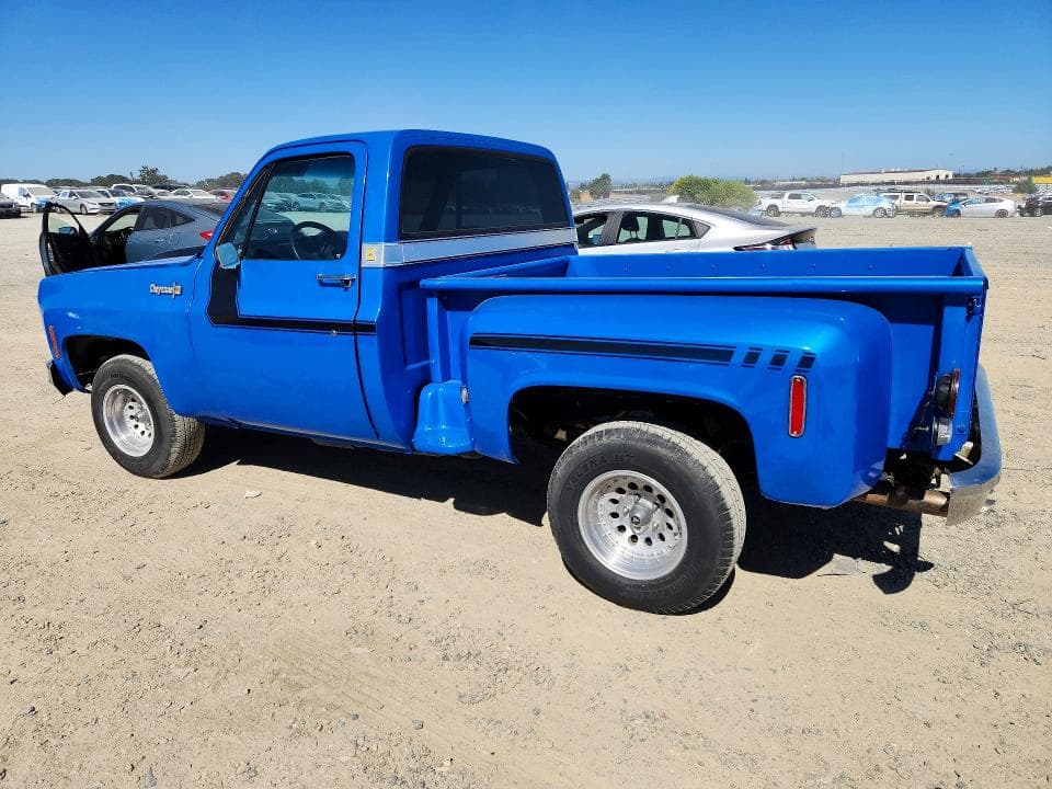 1973 CHEVROLET C10 2