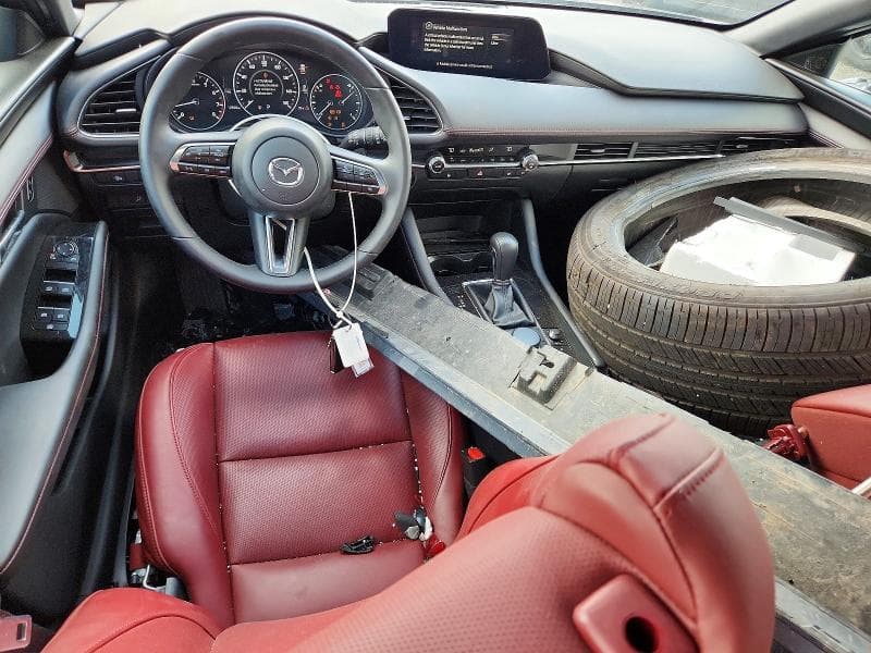 2026 MAZDA 3 PREFERRED 8