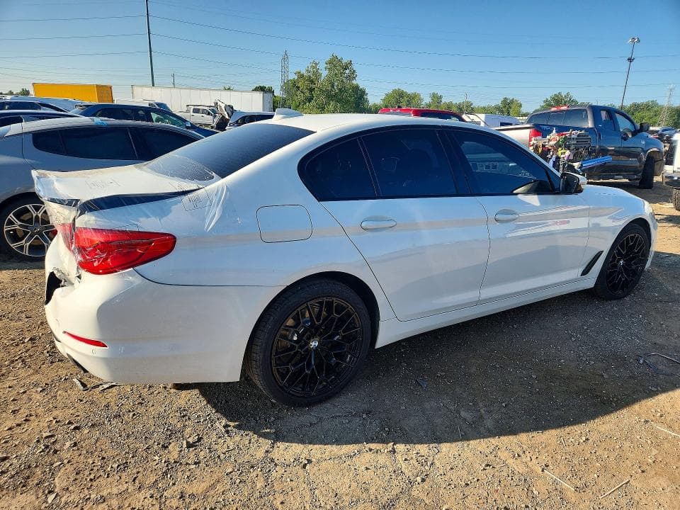 2019 BMW 530 XI 3