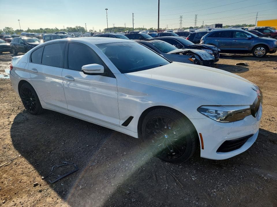 2019 BMW 530 XI 4