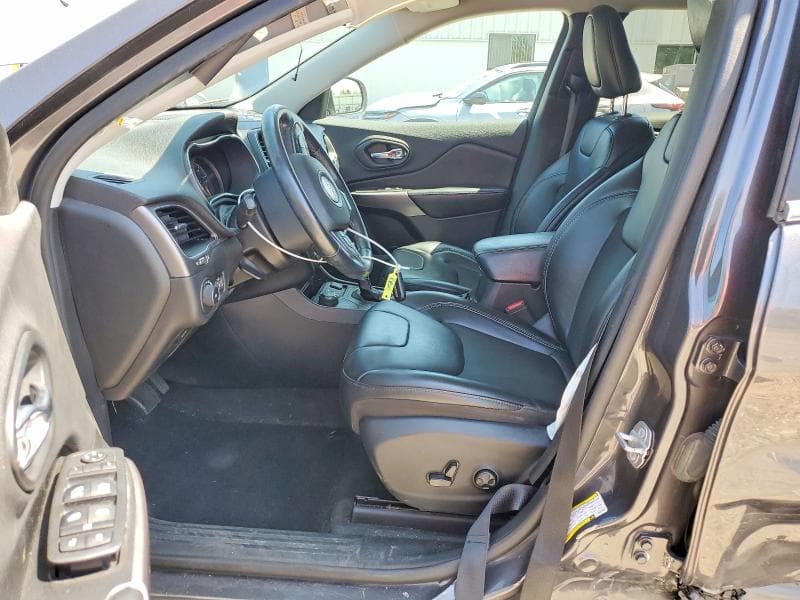 2019 JEEP CHEROKEE LATITUDE PLUS 7