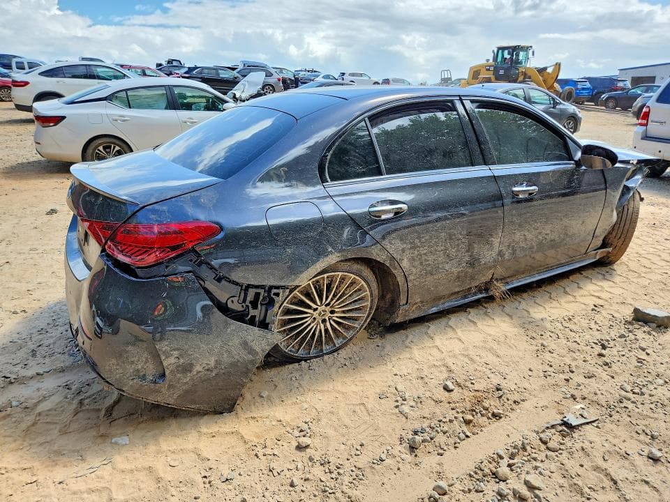 2023 MERCEDES-BENZ C 300 3