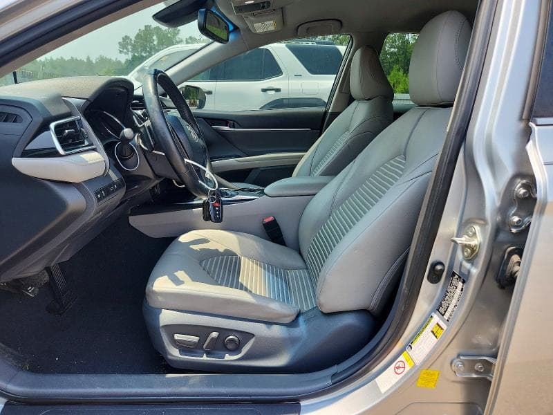2018 TOYOTA CAMRY SE 7