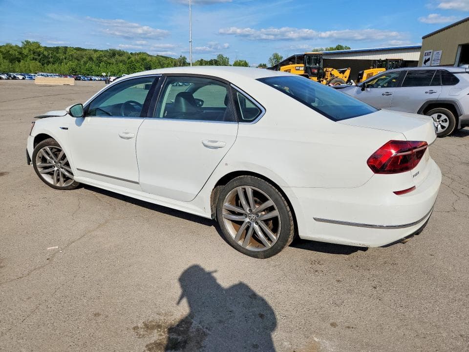 2017 VOLKSWAGEN PASSAT R-LINE 2