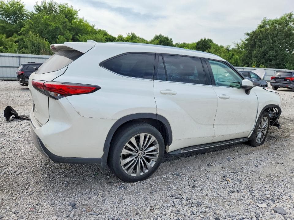 2020 TOYOTA HIGHLANDER PLATINUM 3