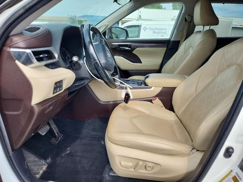 2020 TOYOTA HIGHLANDER PLATINUM 7