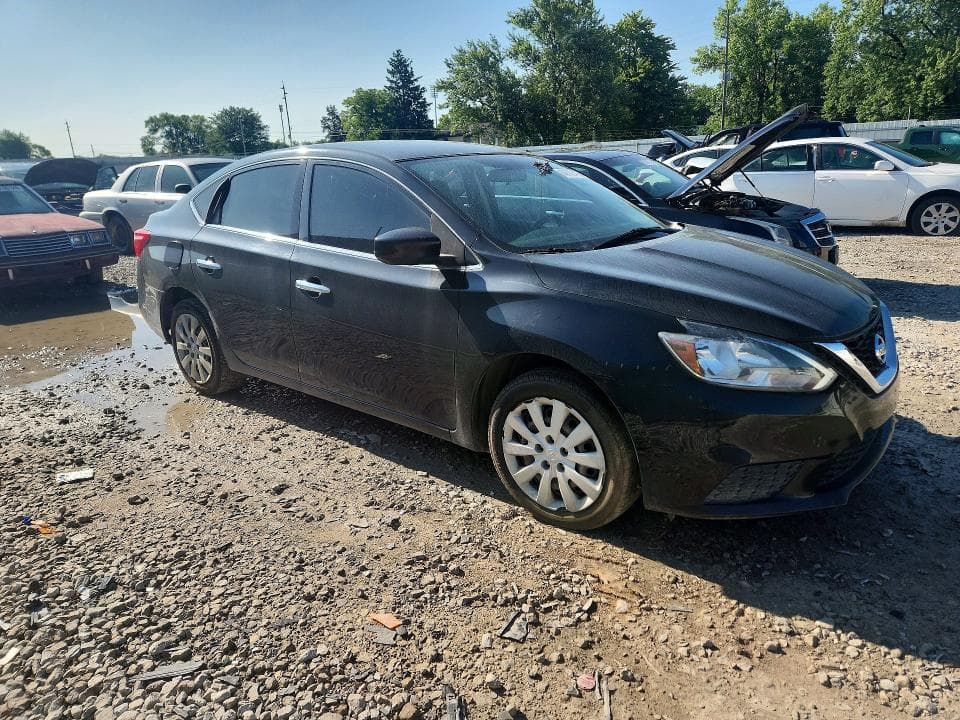 2019 NISSAN SENTRA S 4