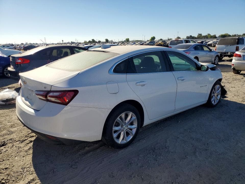 2020 CHEVROLET MALIBU LT 3
