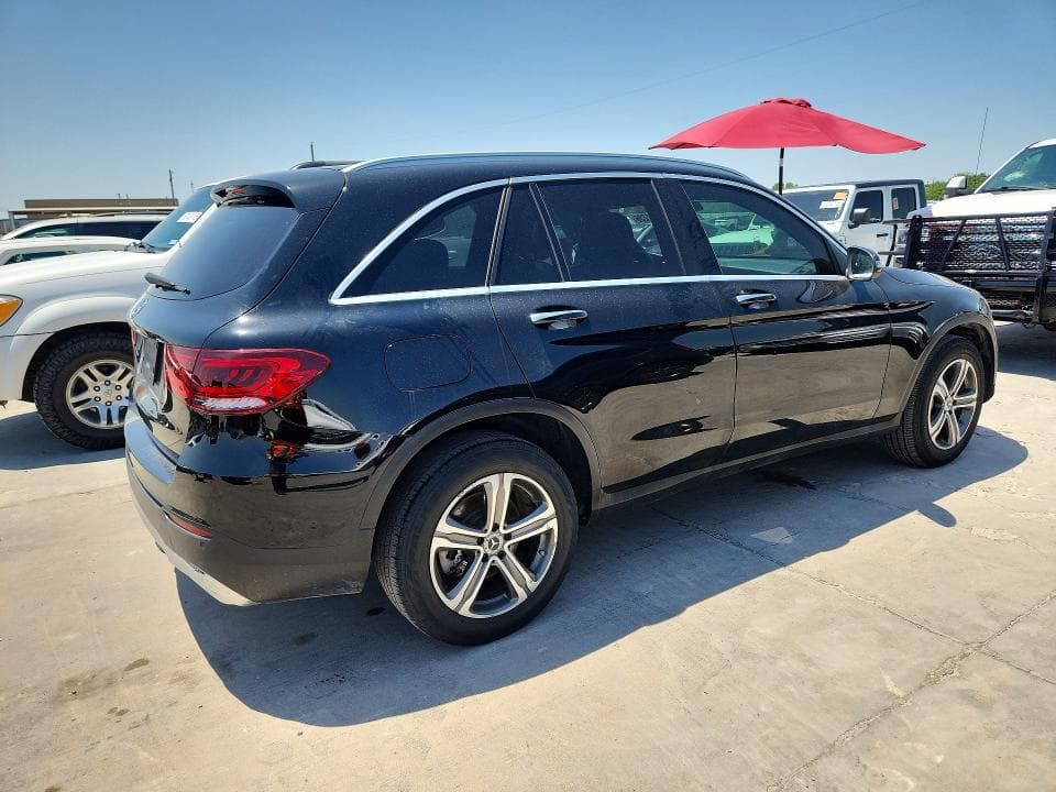 2021 MERCEDES-BENZ GLC 300 3