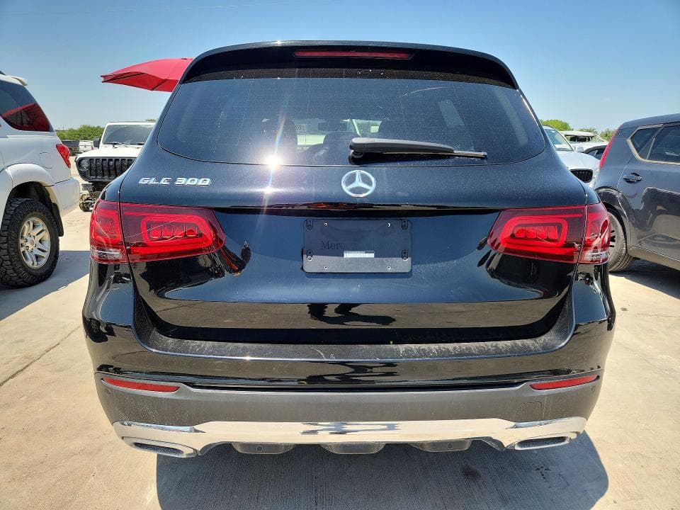 2021 MERCEDES-BENZ GLC 300 6