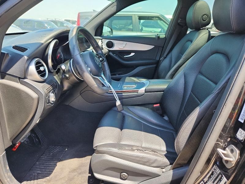 2021 MERCEDES-BENZ GLC 300 7
