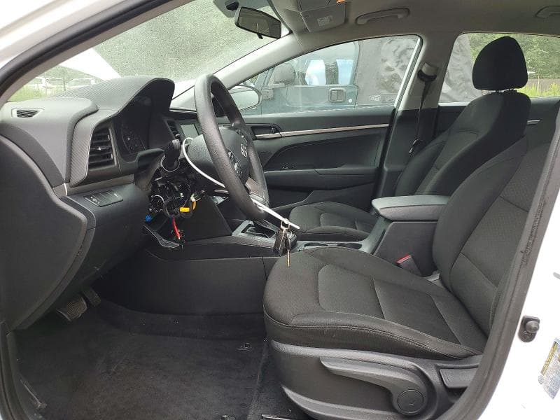 2019 HYUNDAI ELANTRA SE 7