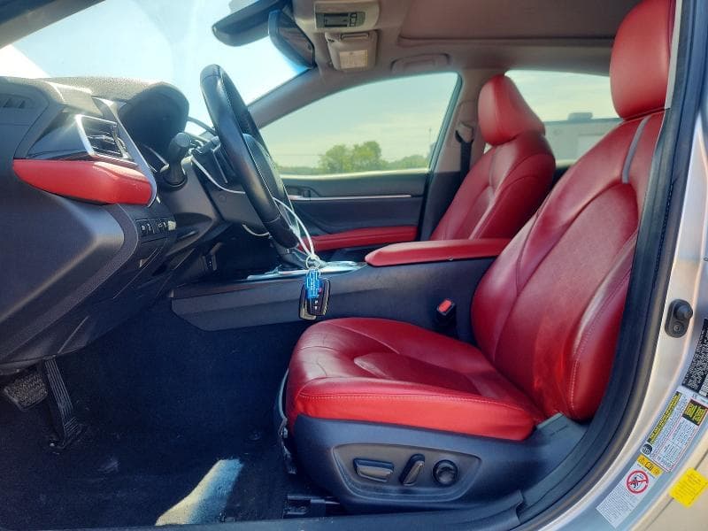 2018 TOYOTA CAMRY XSE 7