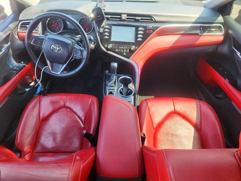2018 TOYOTA CAMRY XSE 8