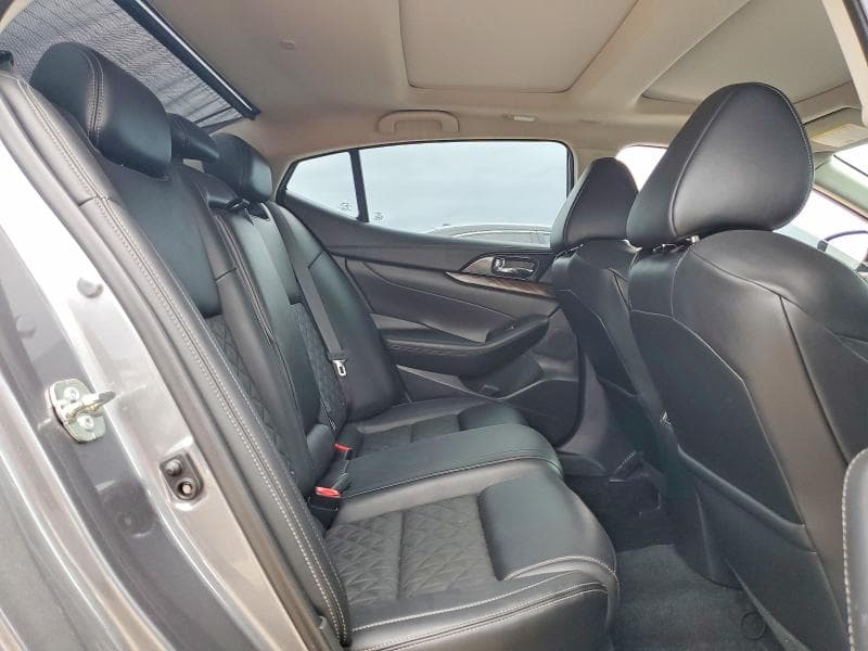 2017 NISSAN MAXIMA PLATINUM 10