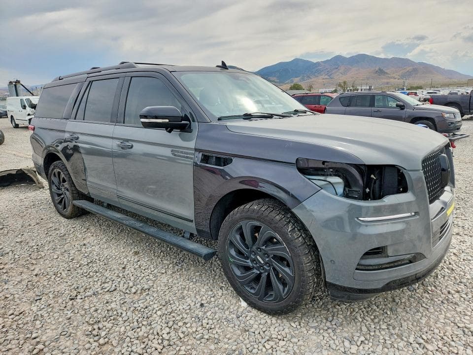 2024 LINCOLN NAVIGATOR L RESERVE 4