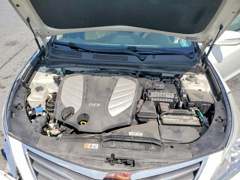 2017 HYUNDAI AZERA LIMITED 11