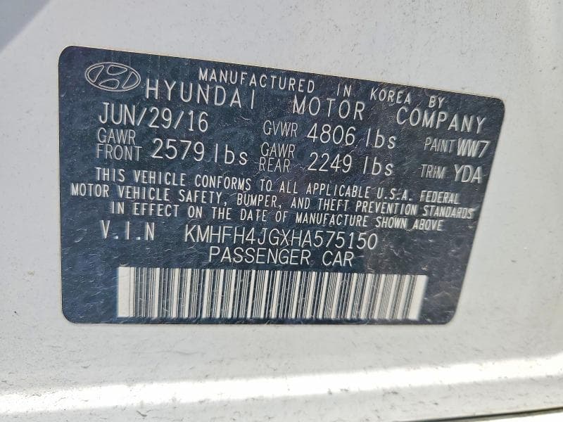 2017 HYUNDAI AZERA LIMITED 12