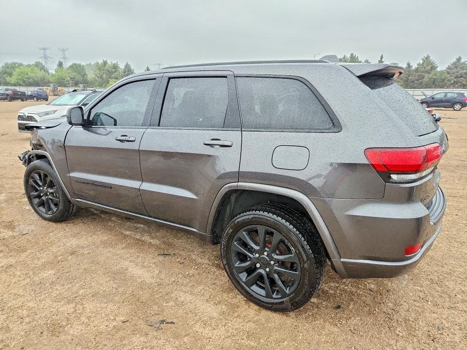 2018 JEEP GRAND CHEROKEE LAREDO 2