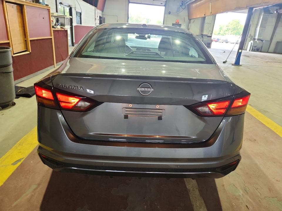 2025 NISSAN ALTIMA SV 6