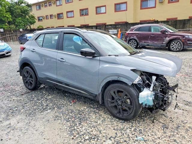2023 NISSAN KICKS SR SR 4