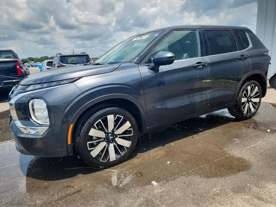 2025 MITSUBISHI OUTLANDER SE - 1