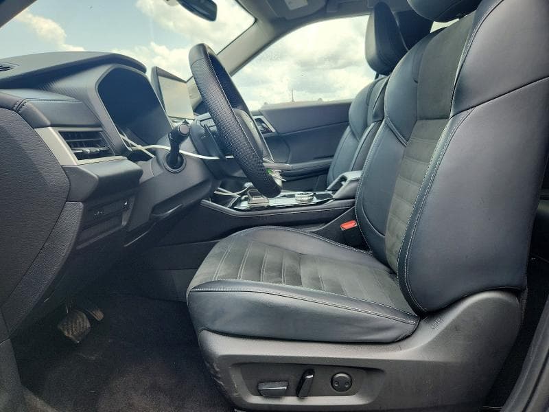 2025 MITSUBISHI OUTLANDER SE 7