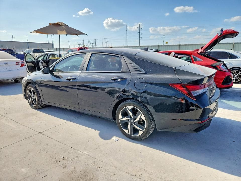 2023 HYUNDAI ELANTRA SEL 2